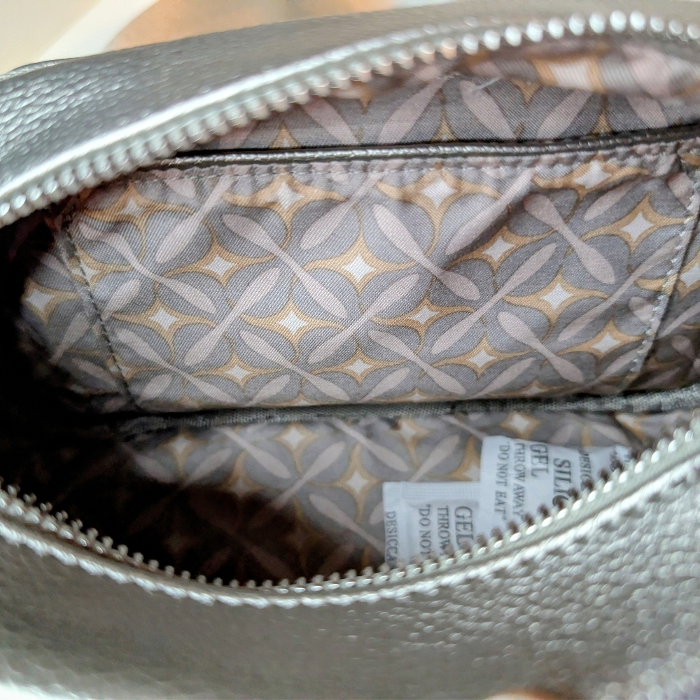 โจ CXL by Christian Lacroix EVE Pebble Camera Bag w/ Detachable Mini Zip โ Pewter - Picture 8 of 11
